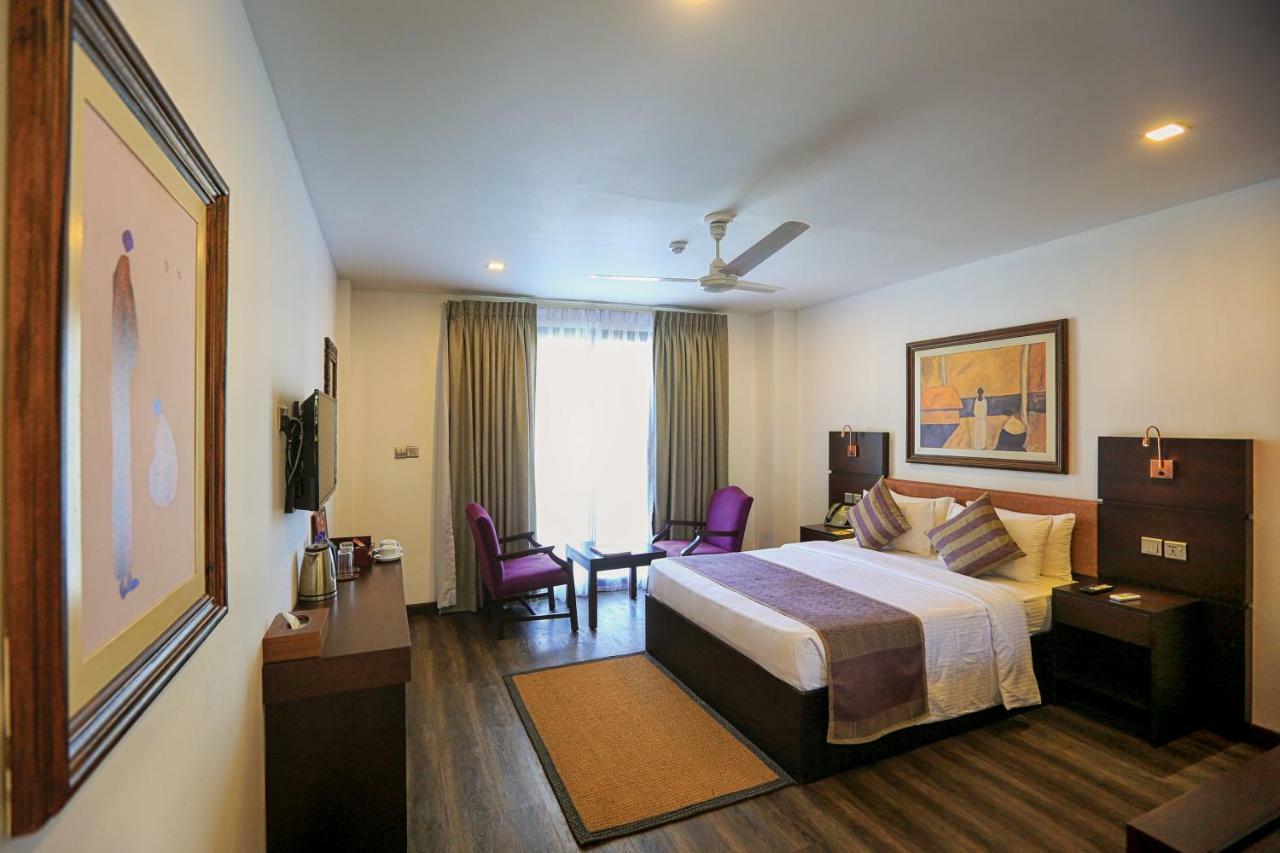 Fox Jaffna Hotel Exterior photo